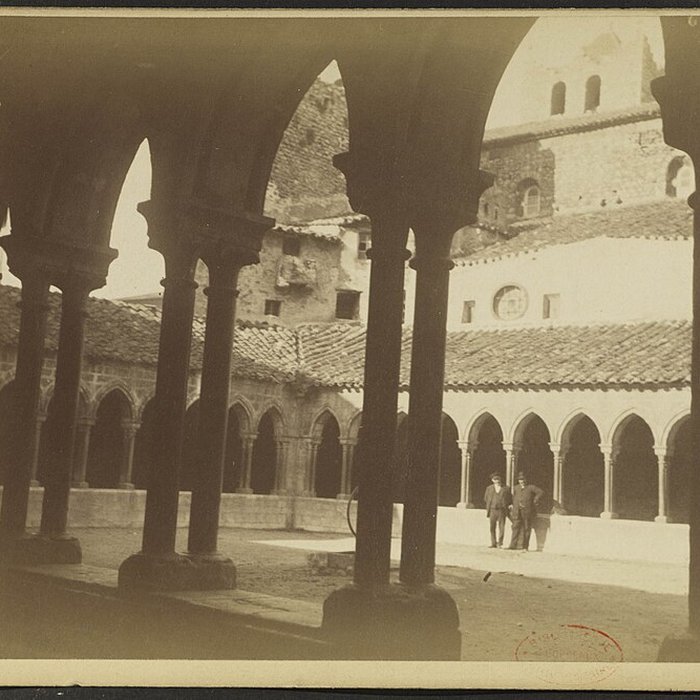 Photo de Ancienne abbaye Sainte-Marie dArles-sur-Tech