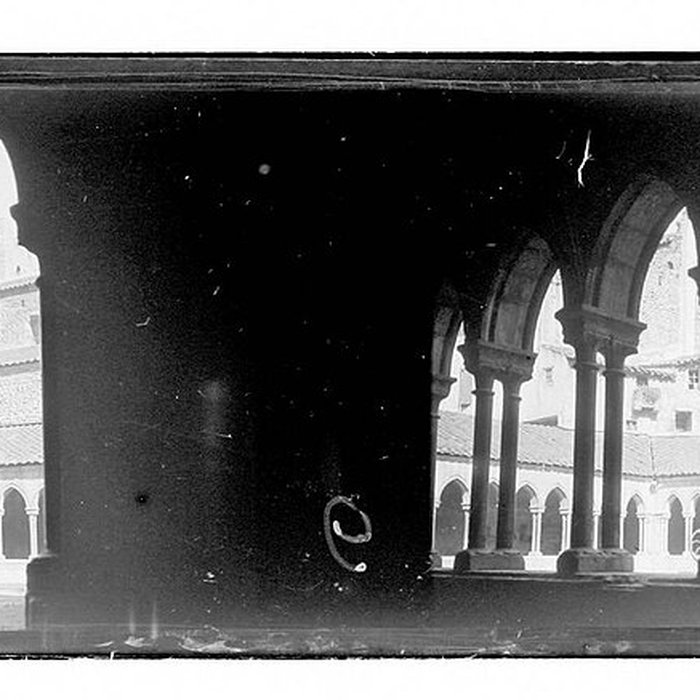 Photo de Ancienne abbaye Sainte-Marie dArles-sur-Tech