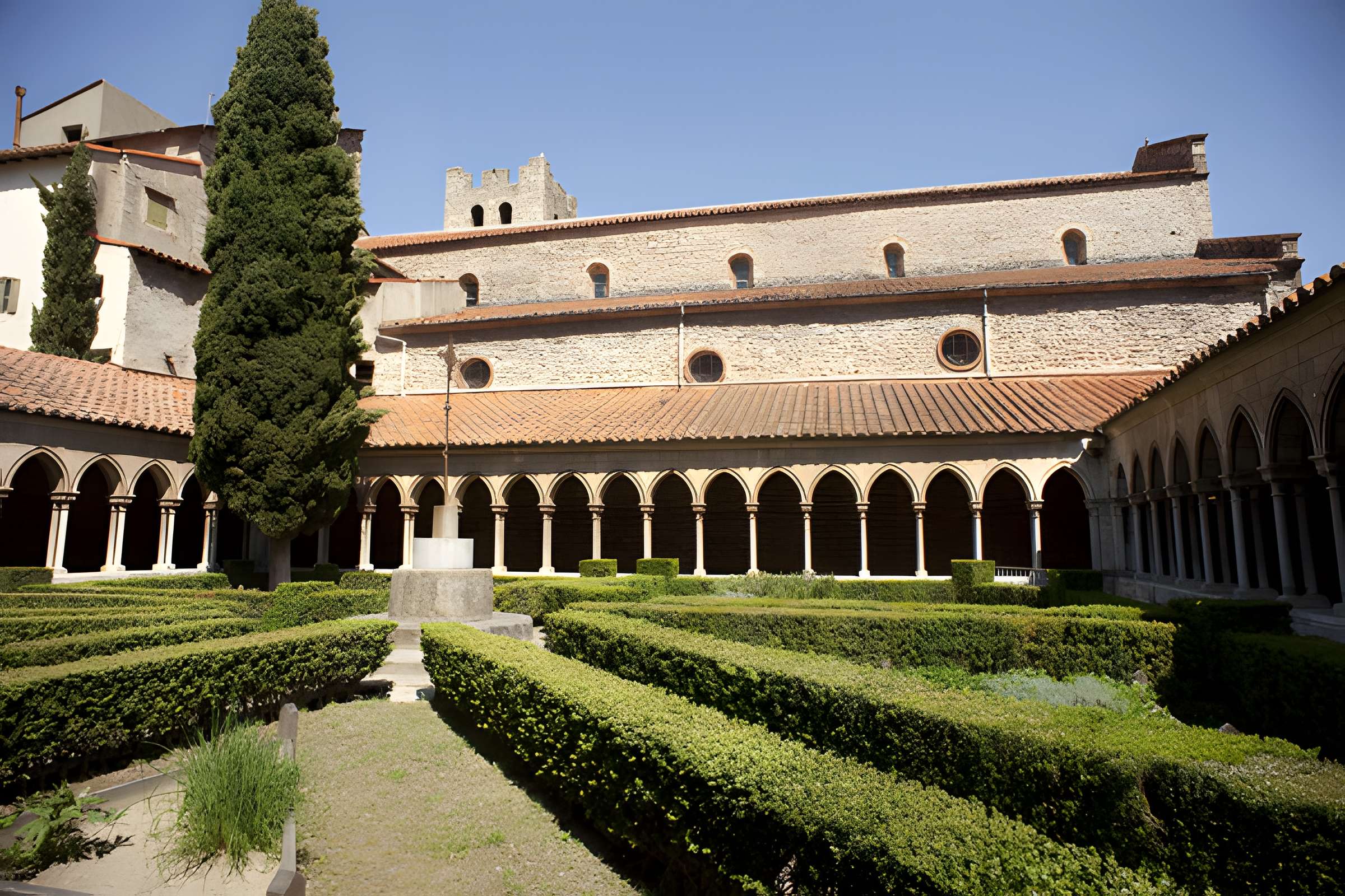 Ancienne abbaye Sainte-Marie d'Arles-sur-Tech