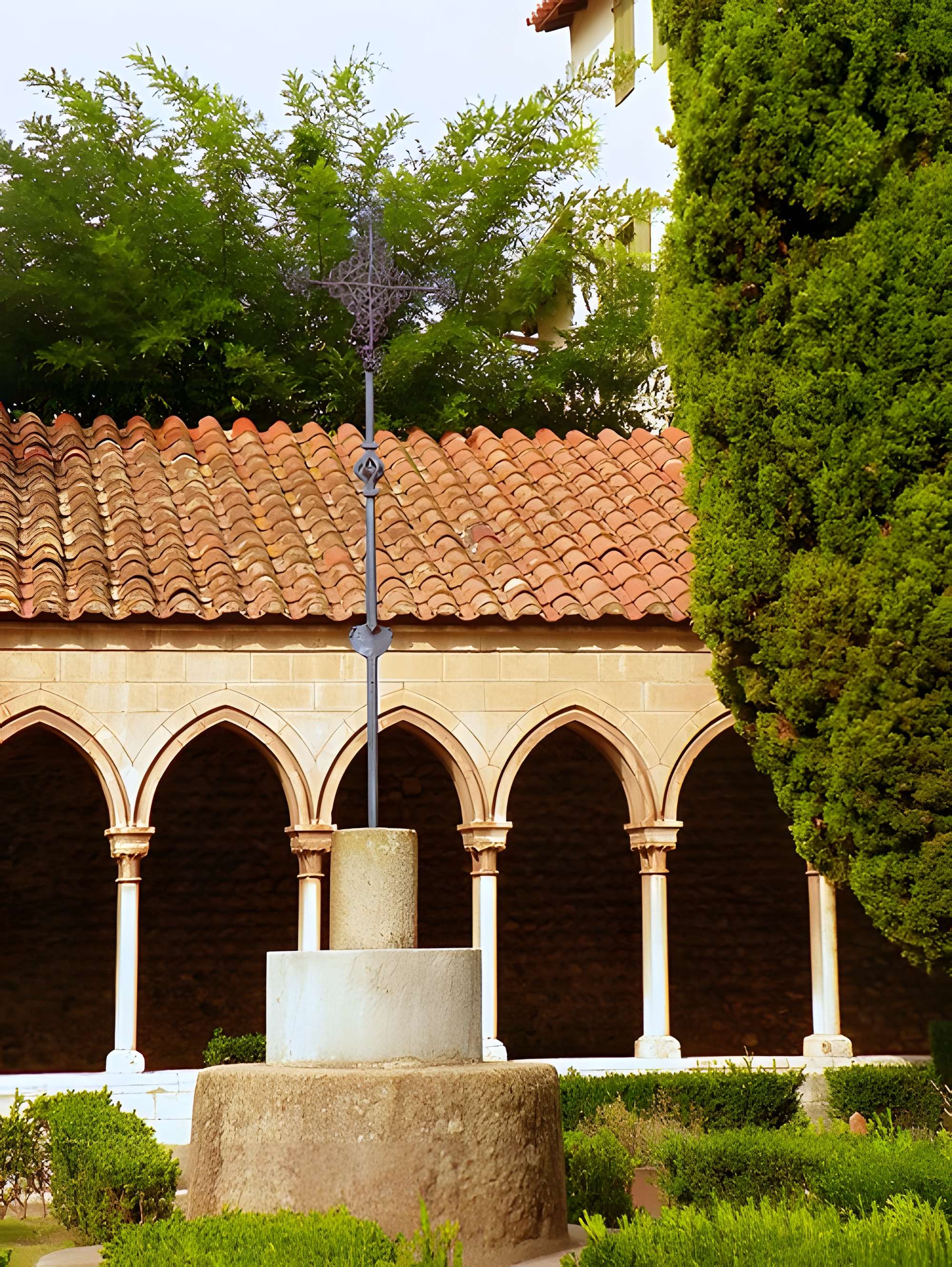 Ancienne abbaye Sainte-Marie d'Arles-sur-Tech