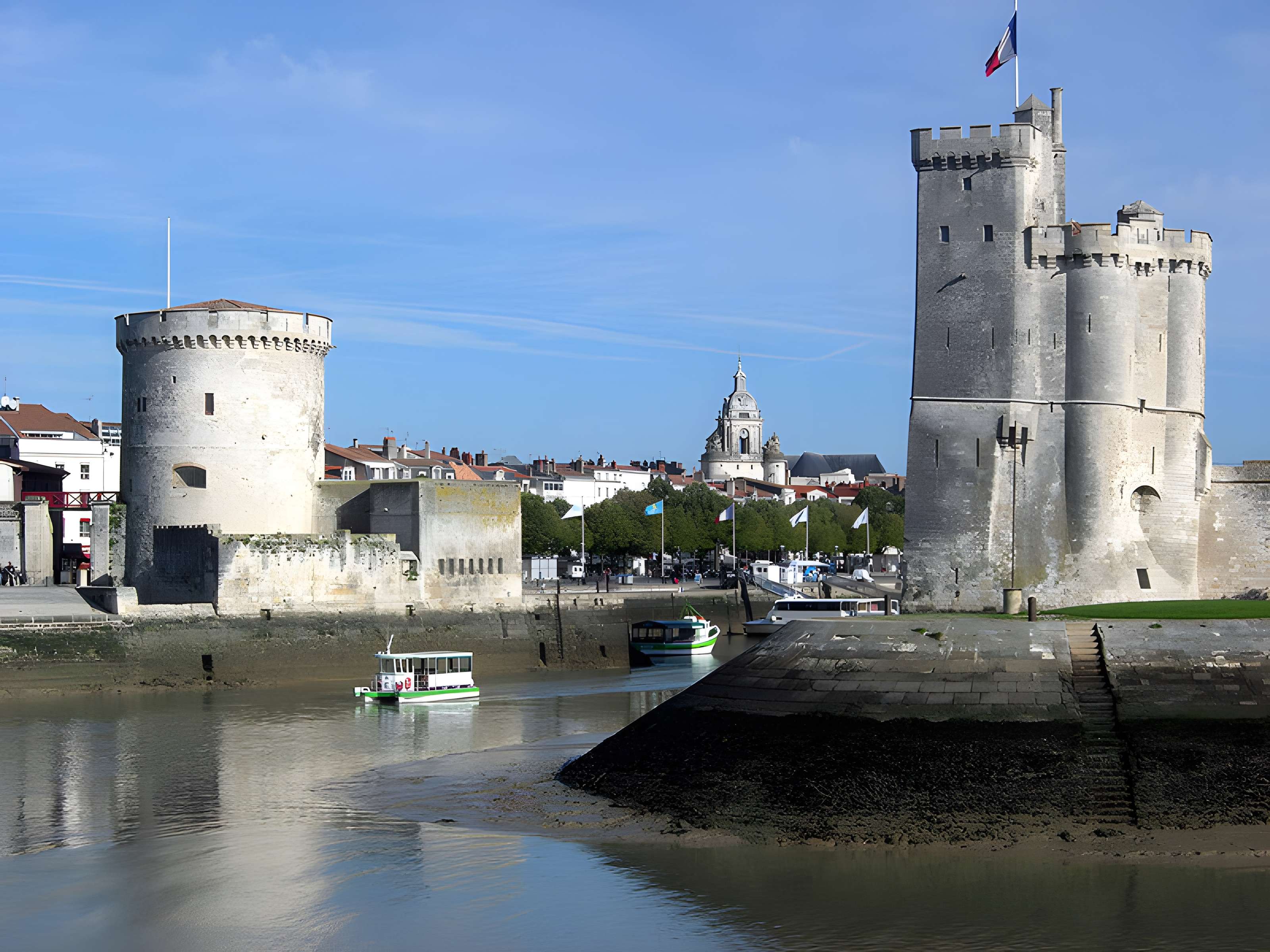 Porte de la Grosse Horloge de La Rochelle