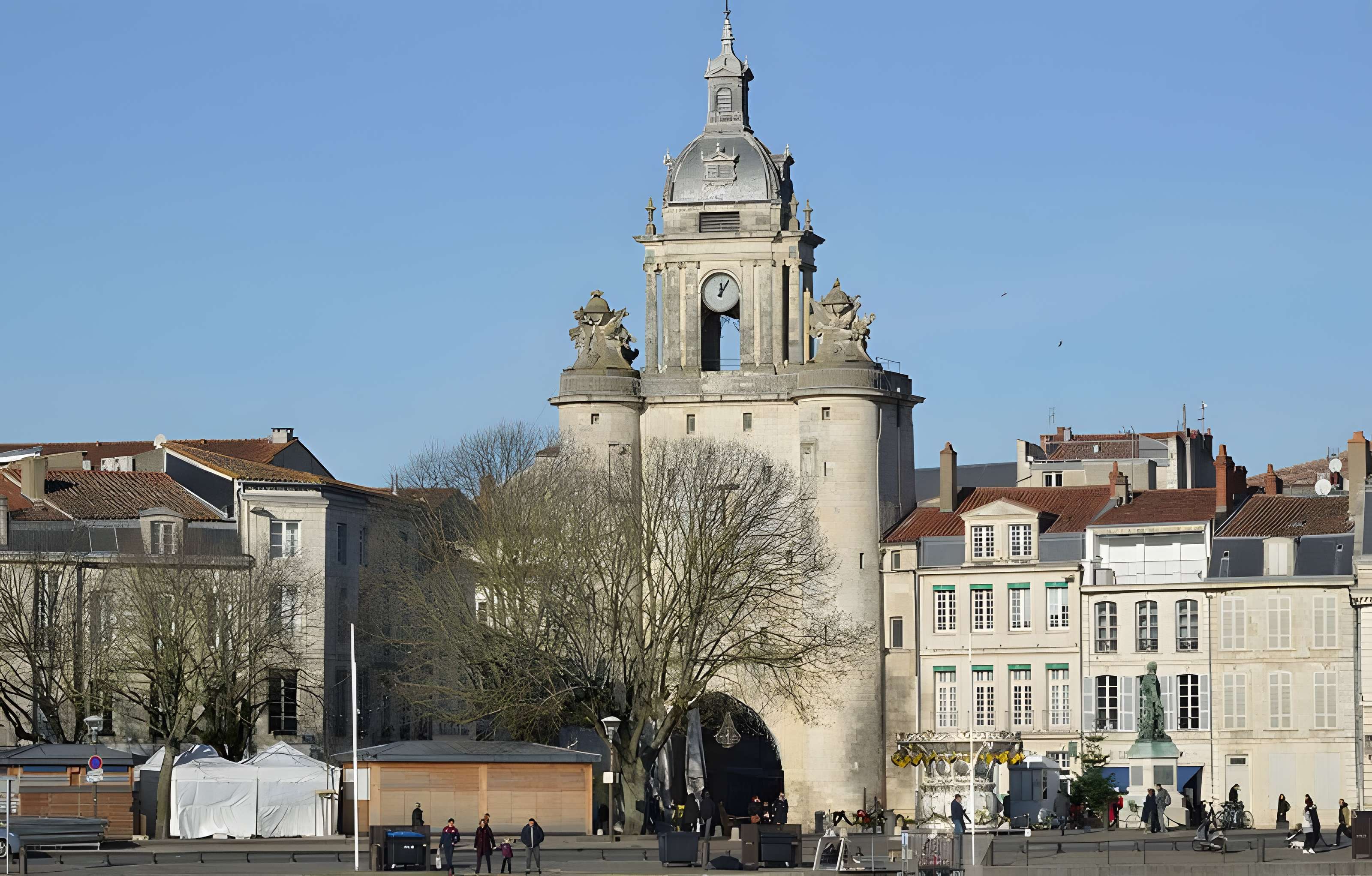 Porte de la Grosse Horloge de La Rochelle