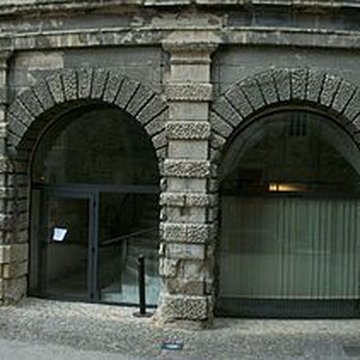 chateau de roussillon