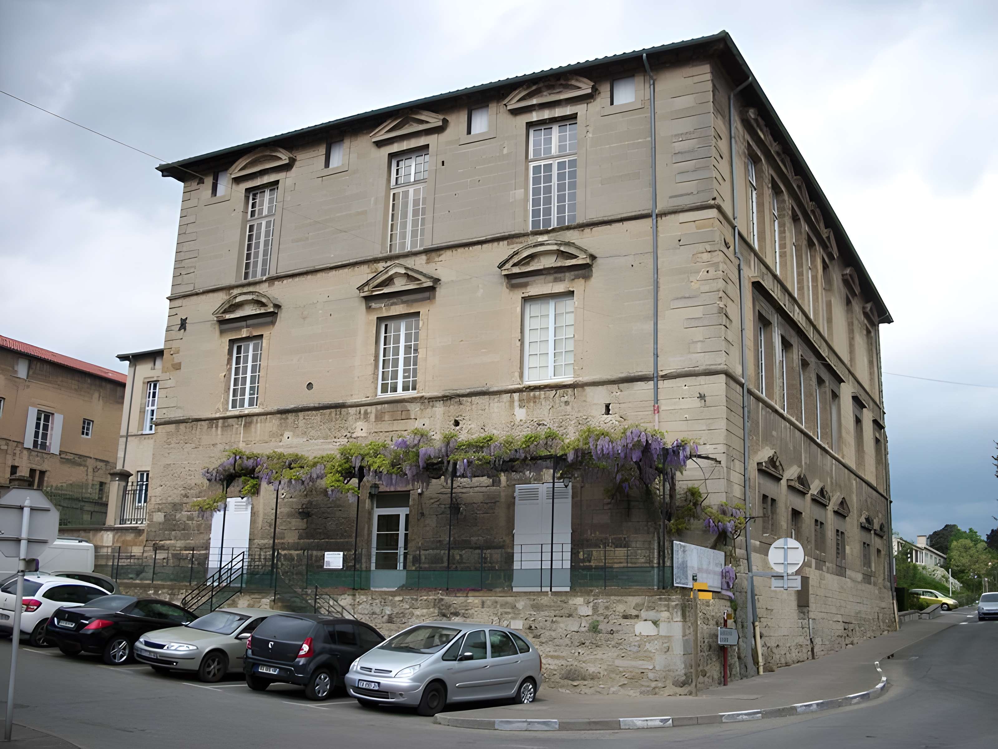 Château de Roussillon