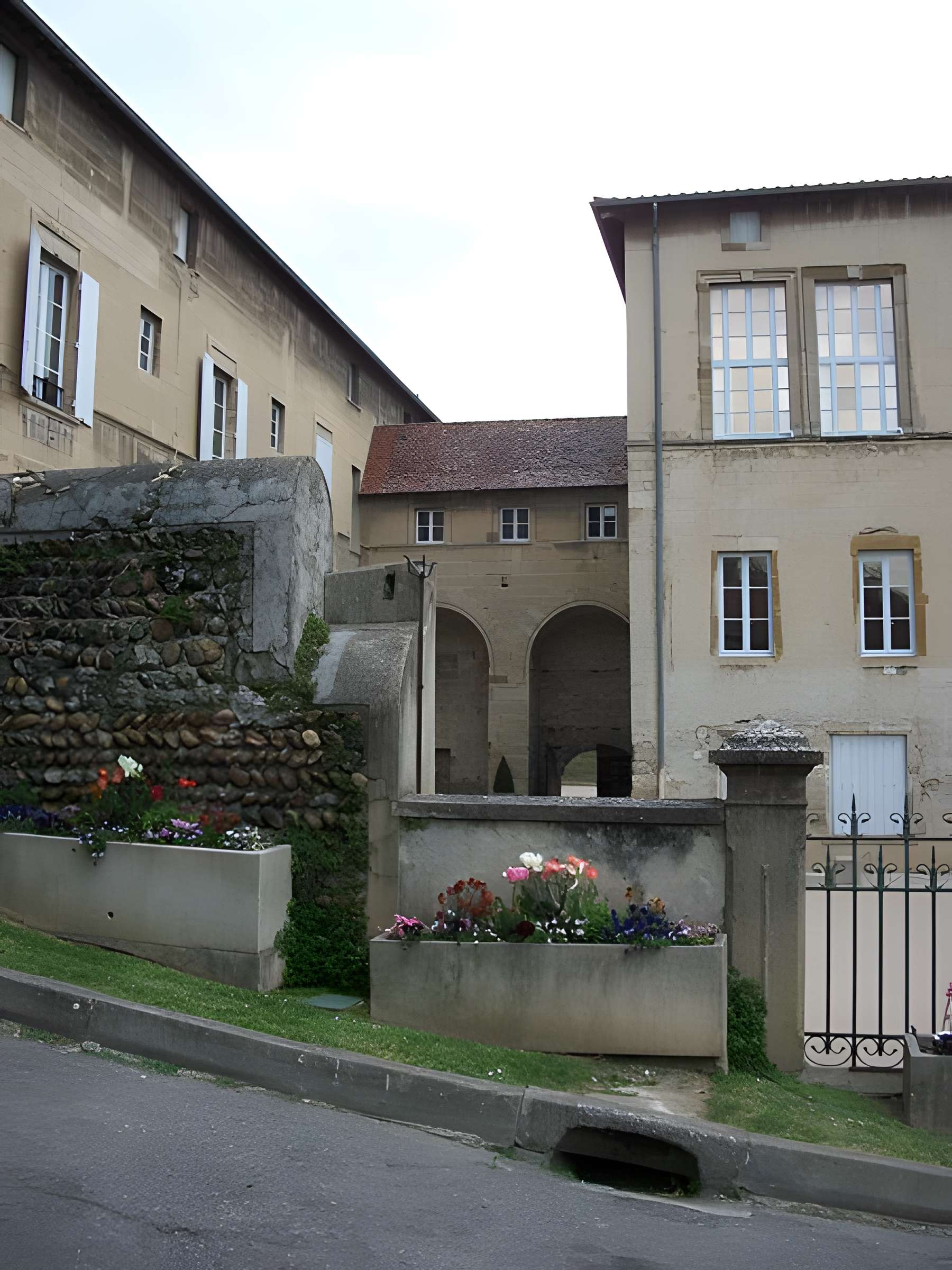 Château de Roussillon