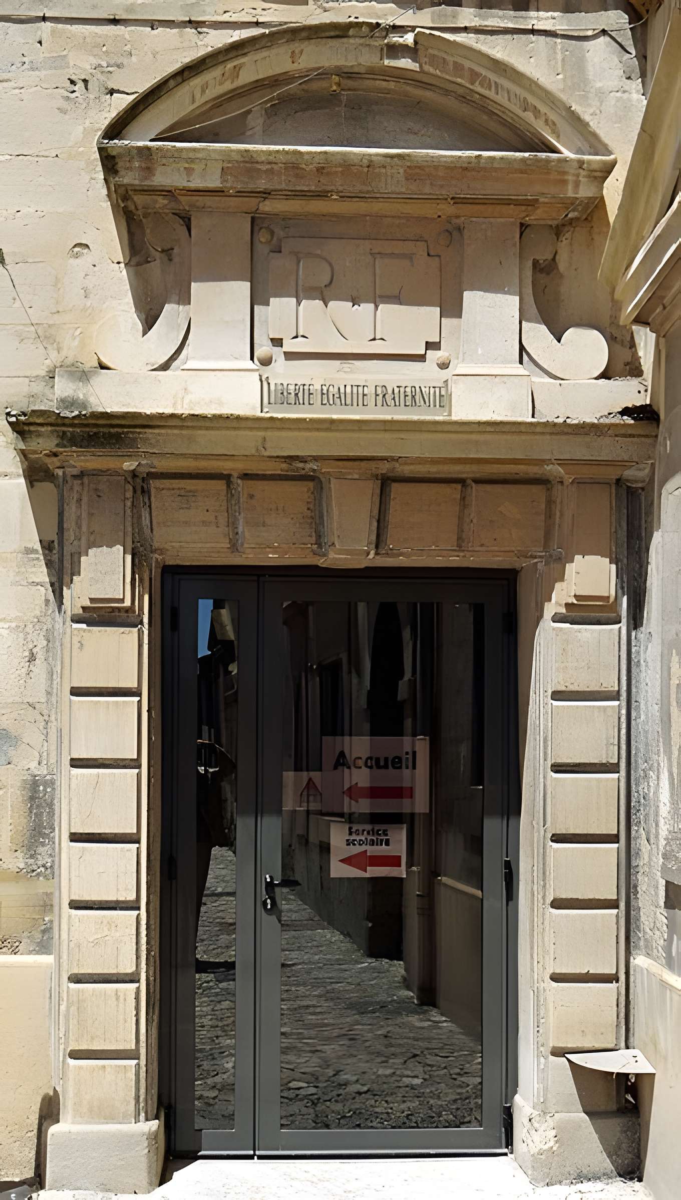 Château de Roussillon