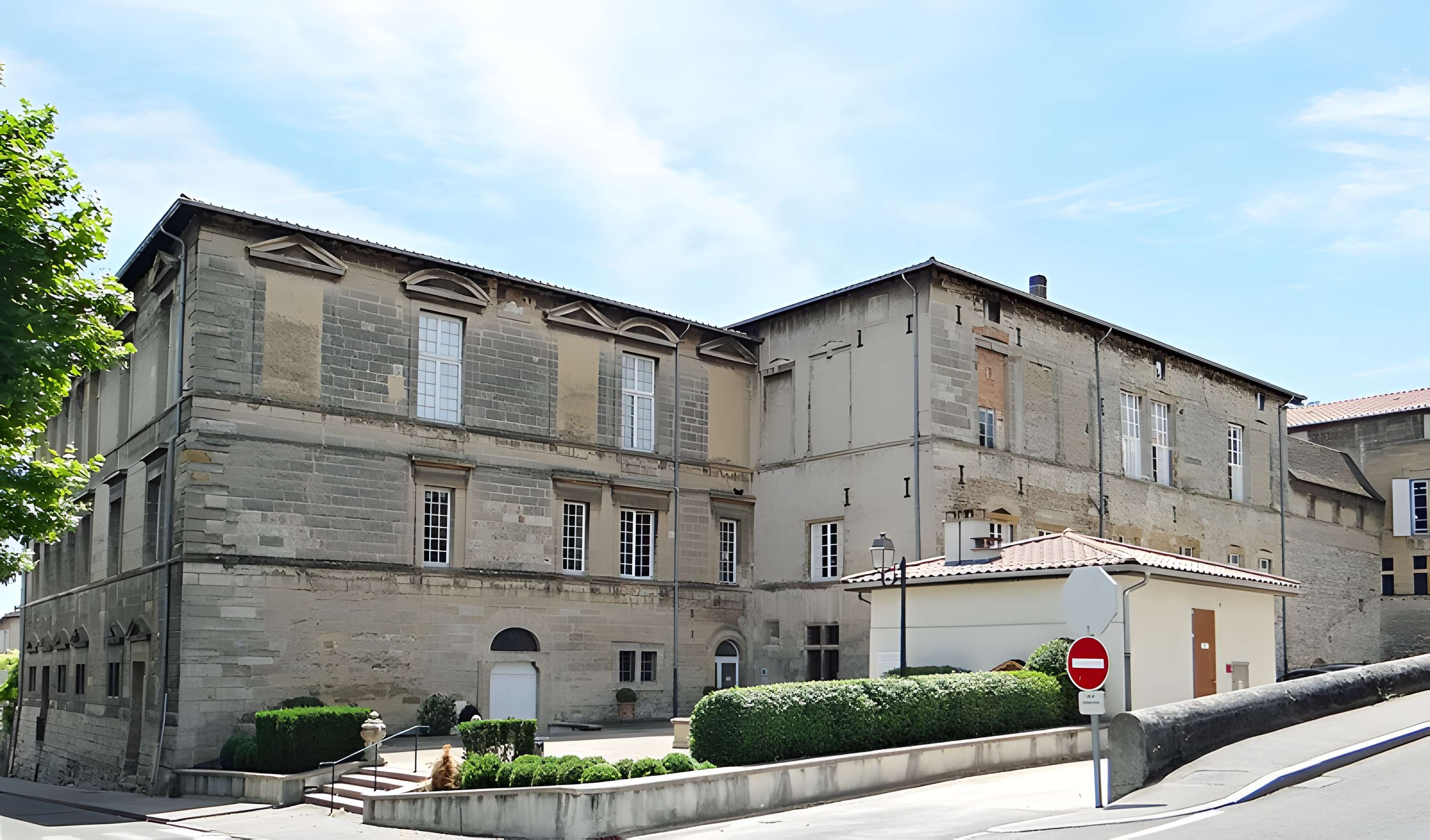 Château de Roussillon