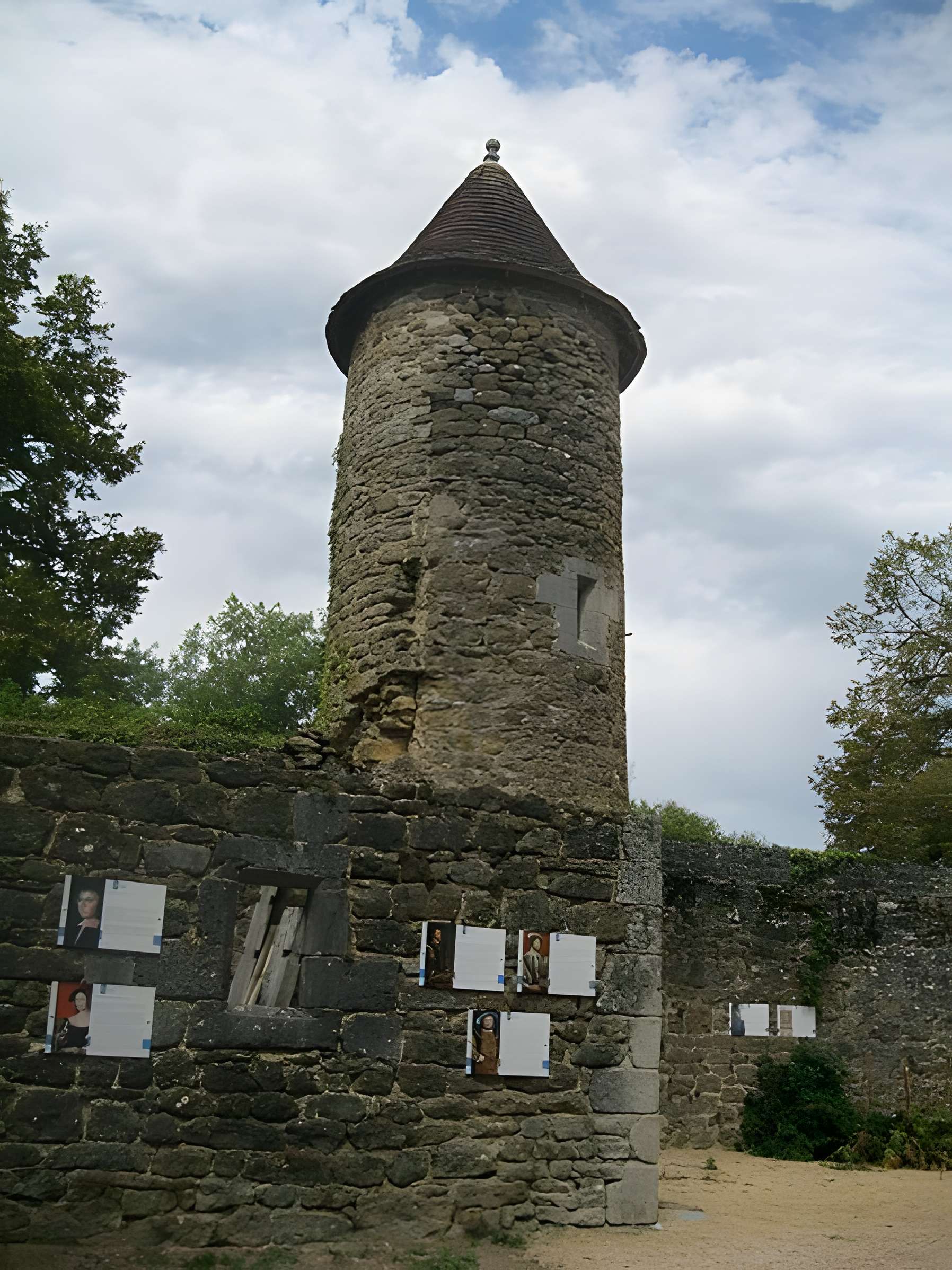 Château de Saignes