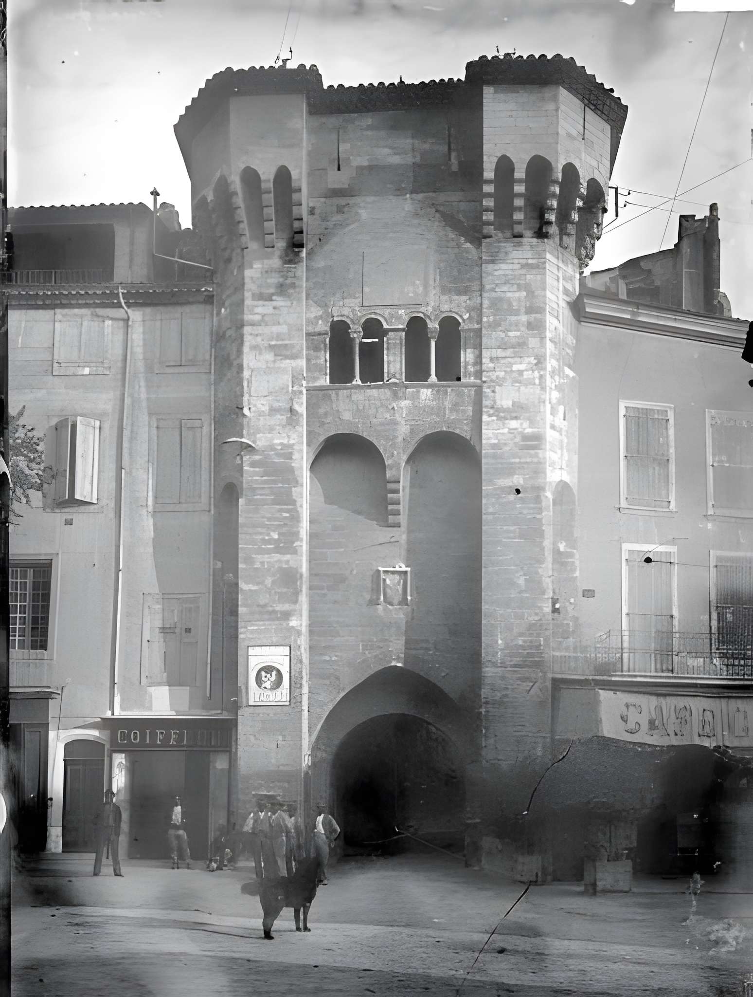 Porte de la Saunerie à Manosque