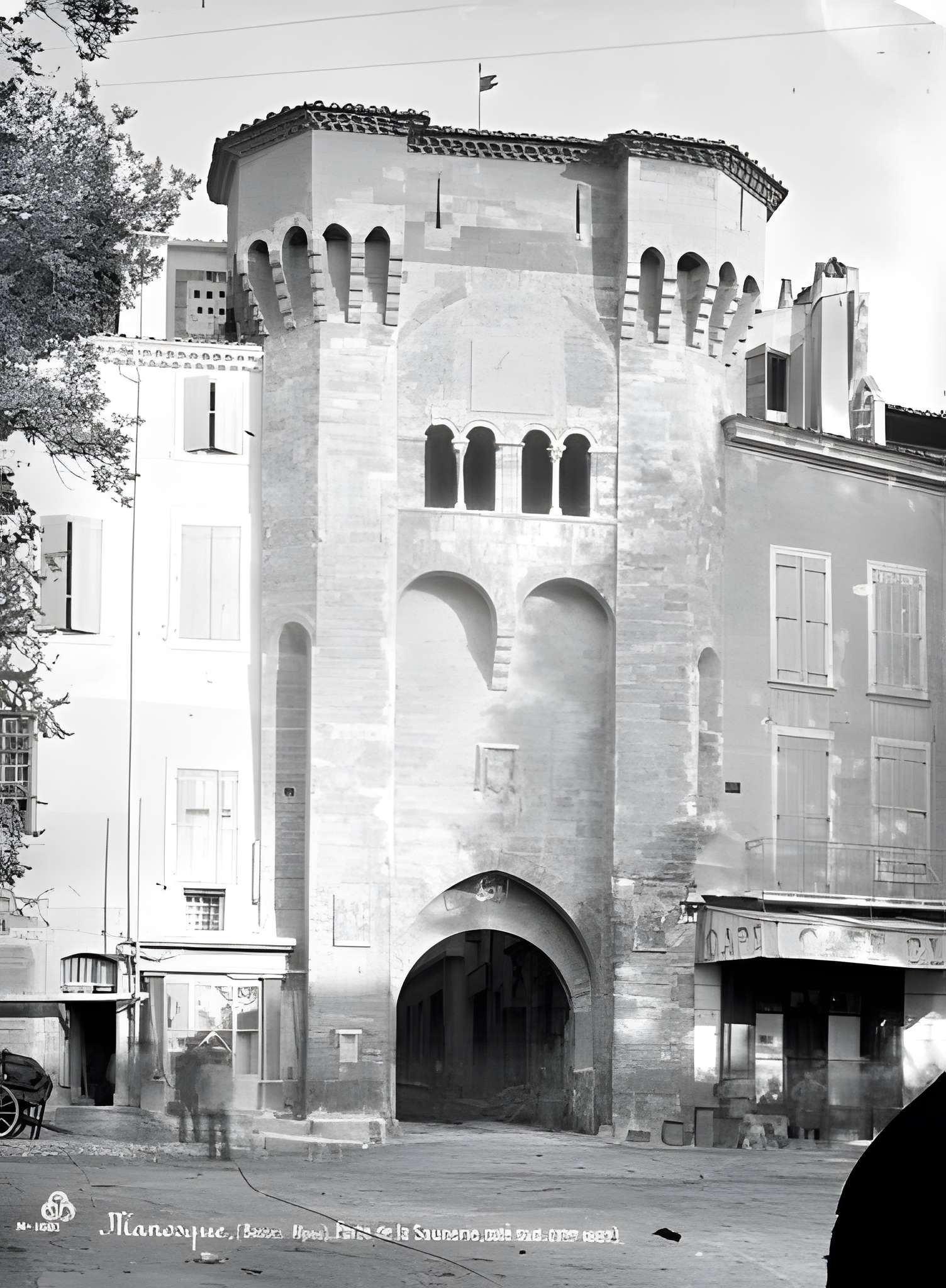 Porte de la Saunerie à Manosque