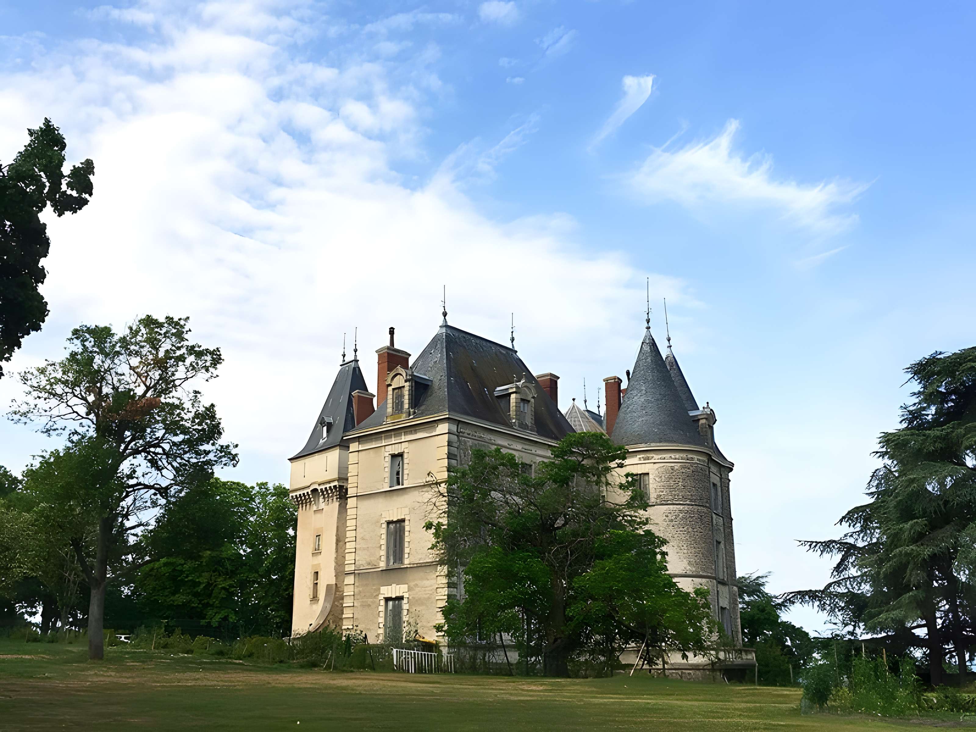 Château de Saint-Bonnet-les-Oules 