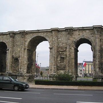 Porte de Mars à Reims