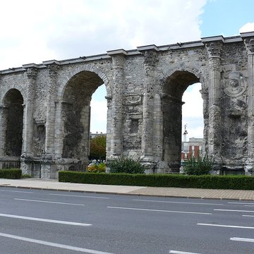 Porte de Mars à Reims