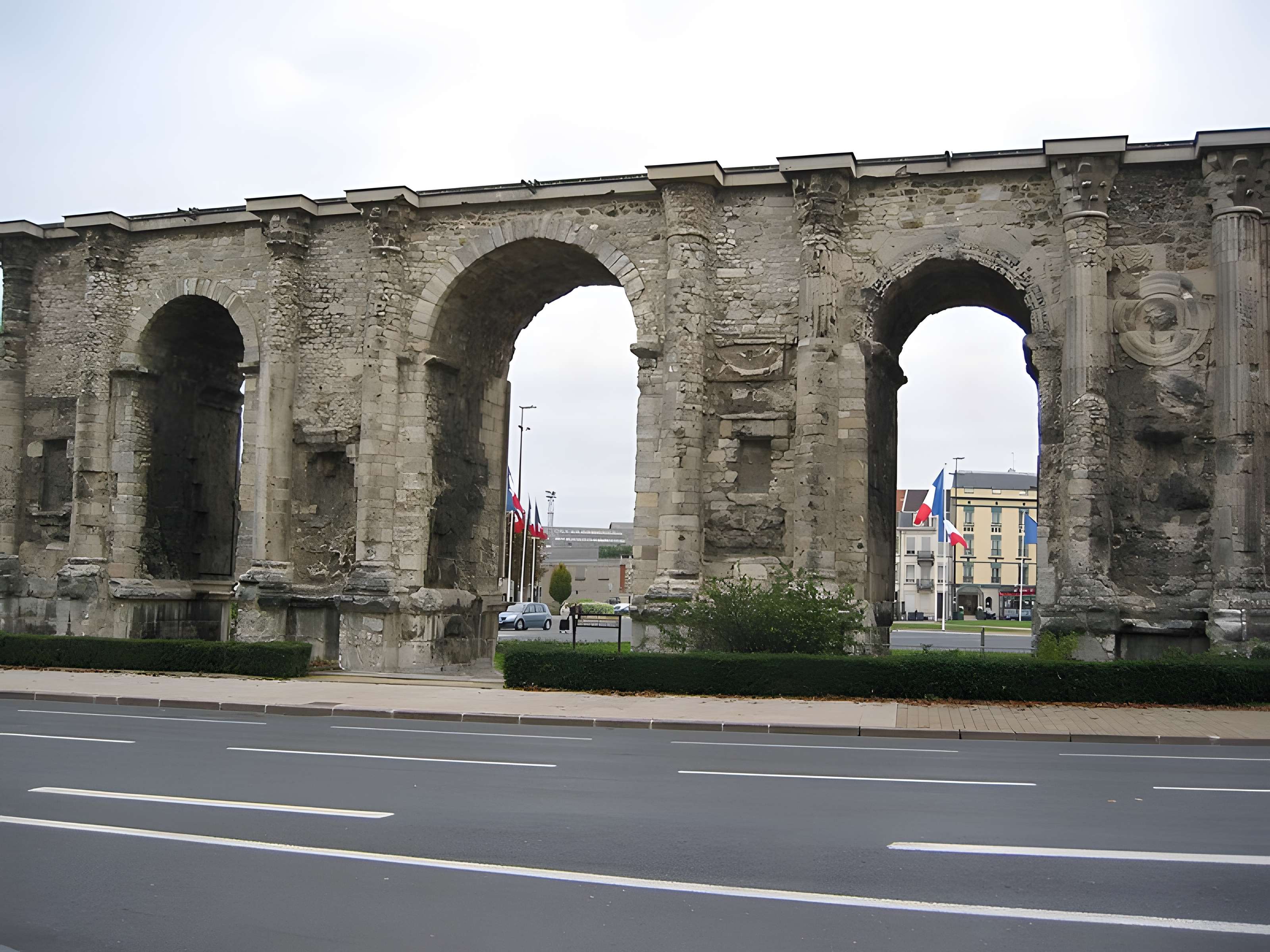 Porte de Mars à Reims