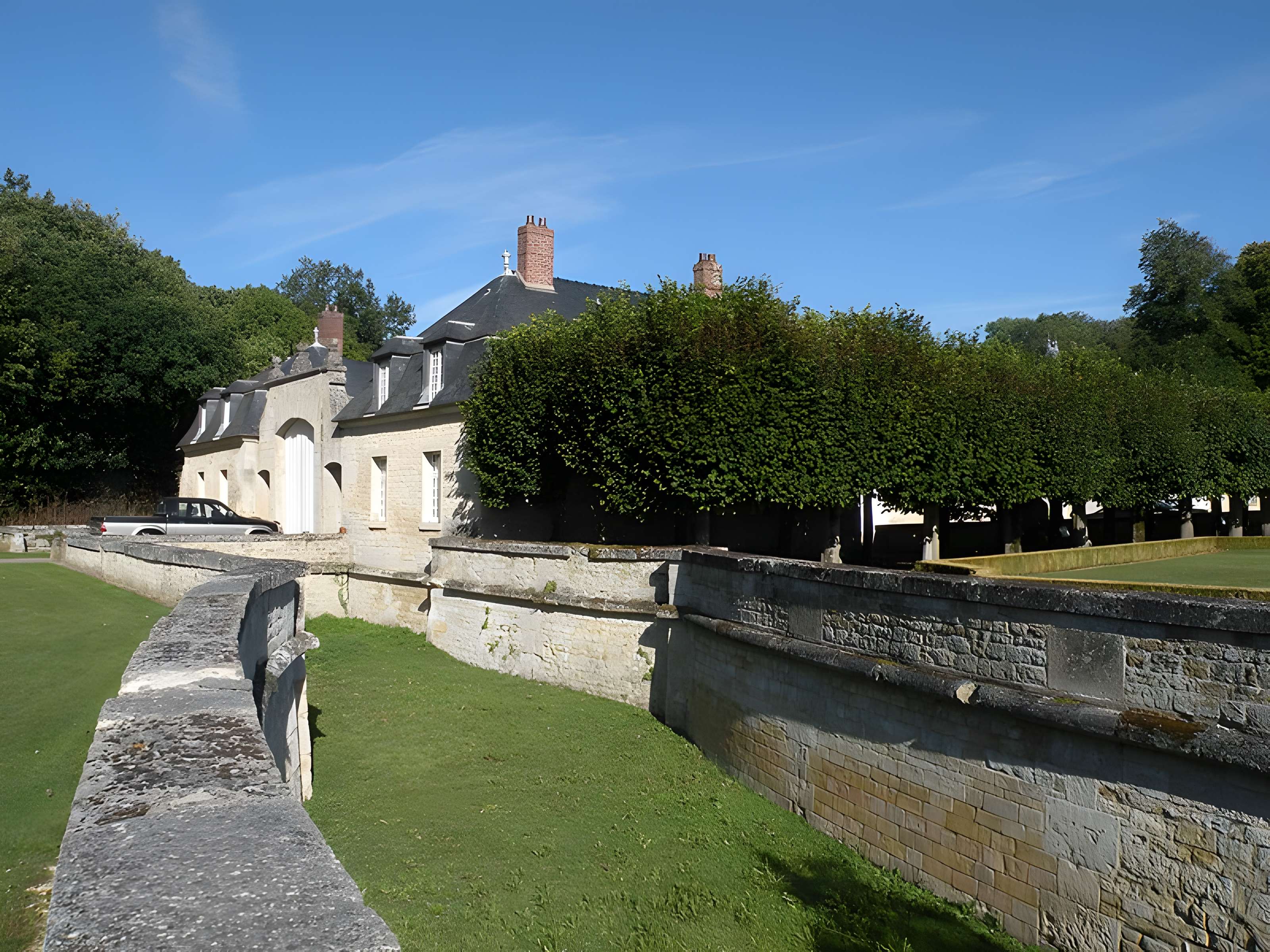 Château de Saint-Cyr