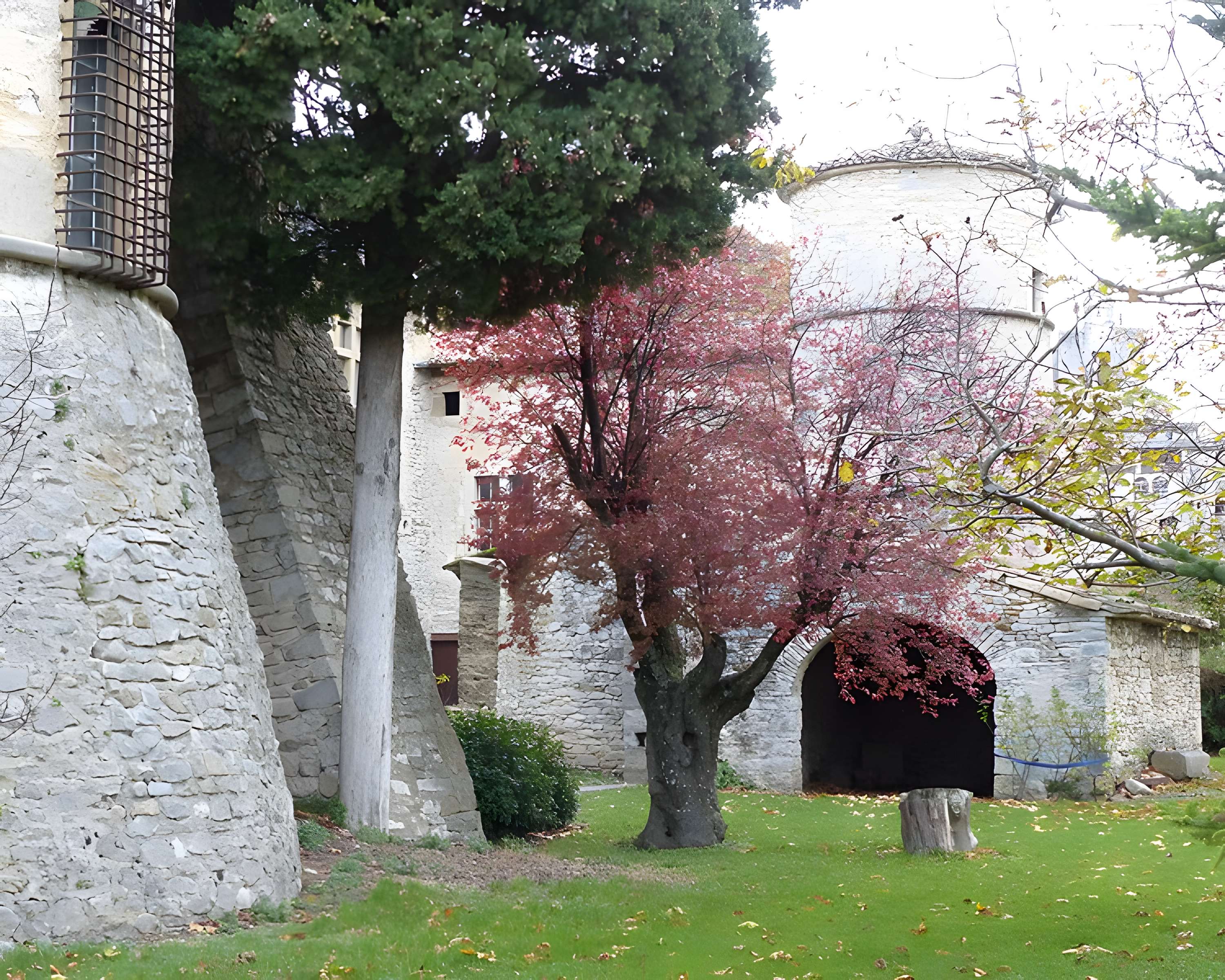 Château de Saint-Ferréol à Pont-de-Barret