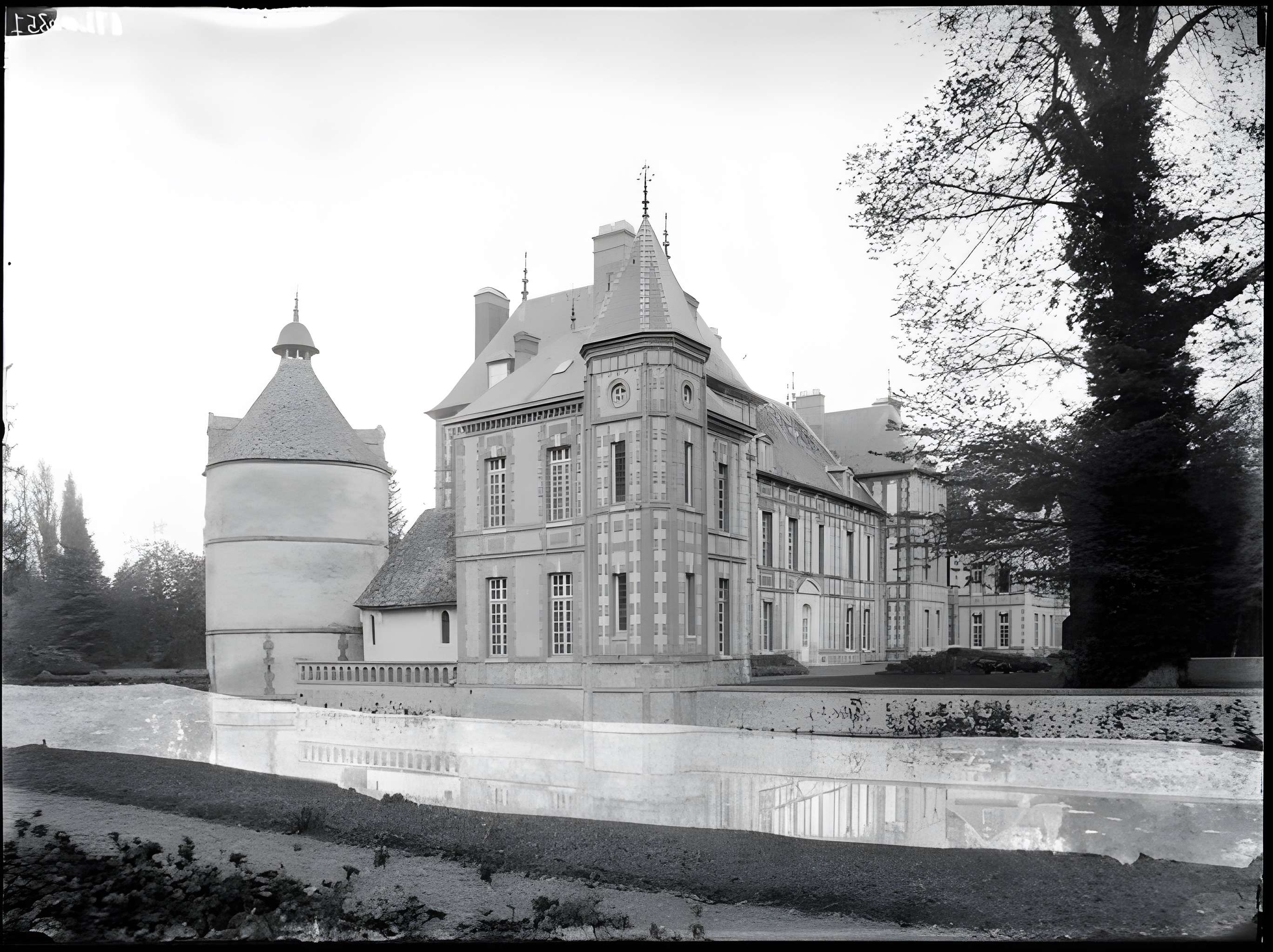 Château de Saint-Georges-Motel