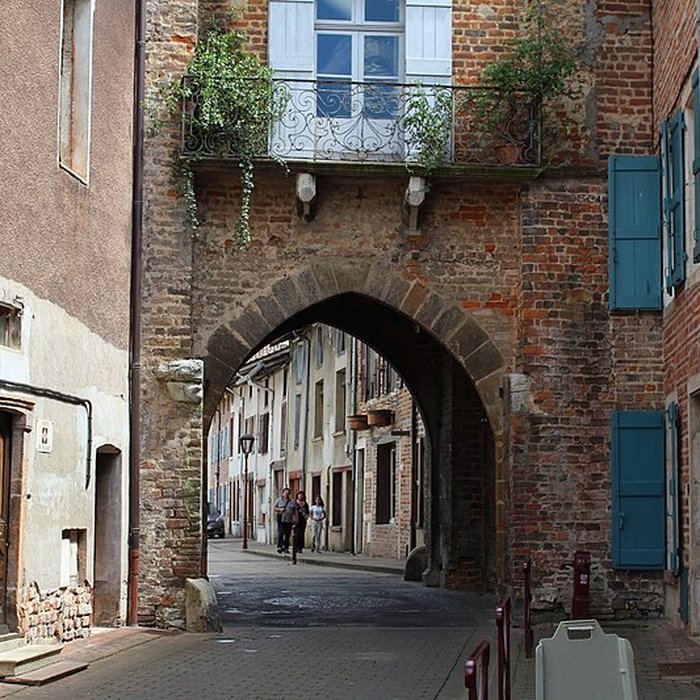 Photo de Porte de Villars à Châtillon-sur-Chalaronne