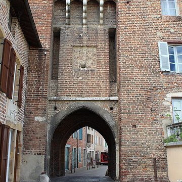 Porte de Villars à Châtillon-sur-Chalaronne