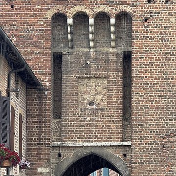Porte de Villars à Châtillon-sur-Chalaronne