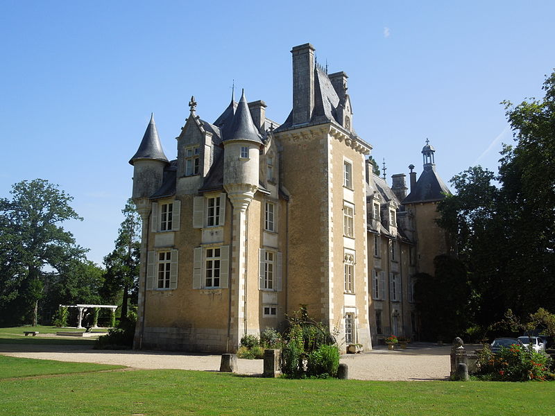 Château de Saint-Julien-l'Ars