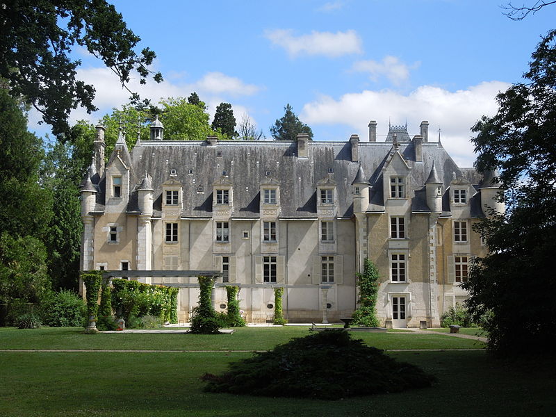 Château de Saint-Julien-l'Ars