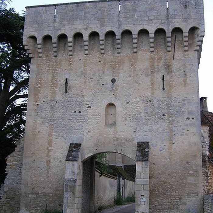 Photo de Porte de ville de Druyes-les-Belles-Fontaines