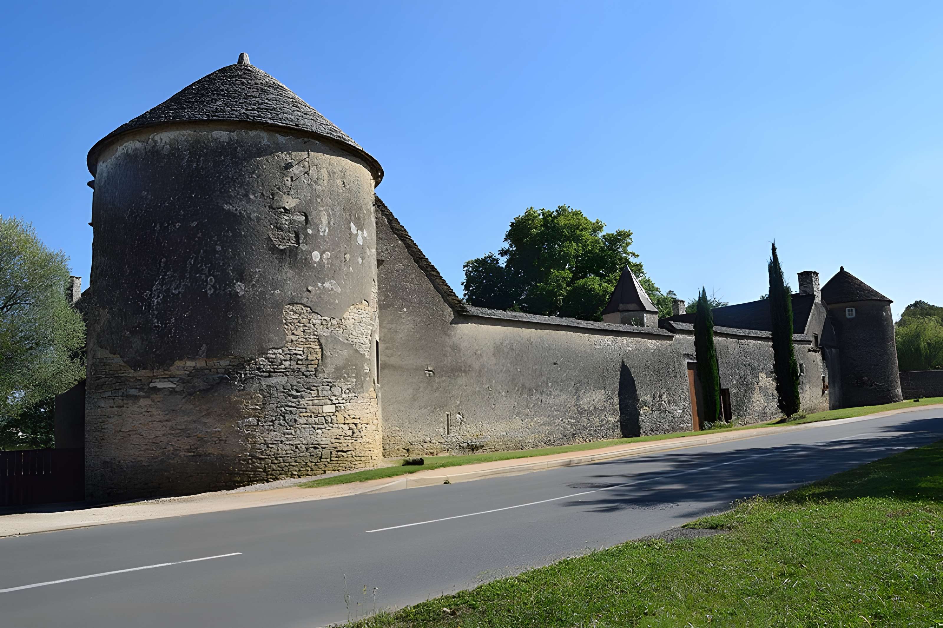 Château de Saint-Martin-Belle-Roche