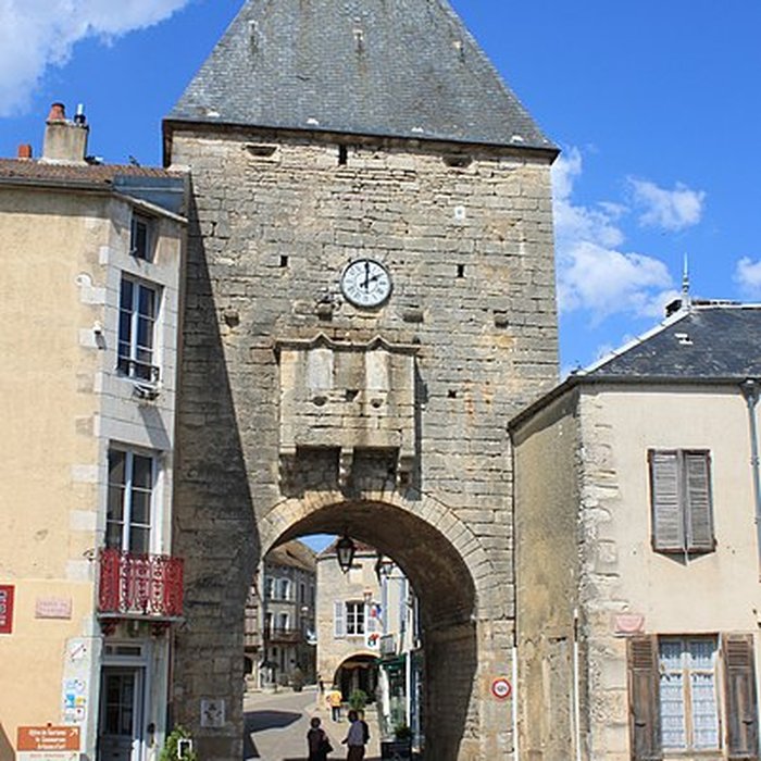Photo de Porte de ville de Noyers-sur-Serein
