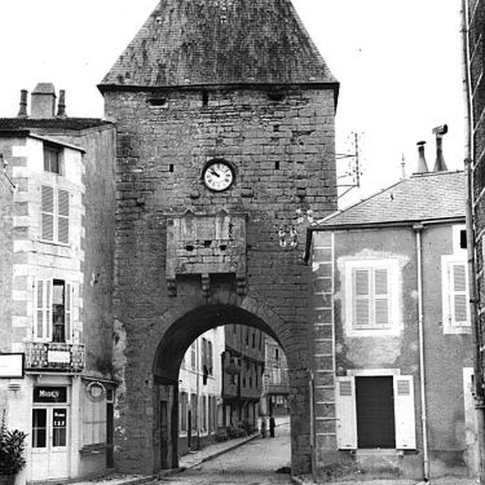 Photo de Porte de ville de Noyers-sur-Serein