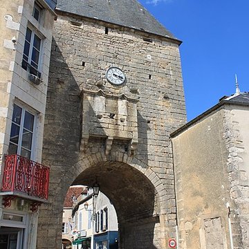 Porte de ville de Noyers-sur-Serein