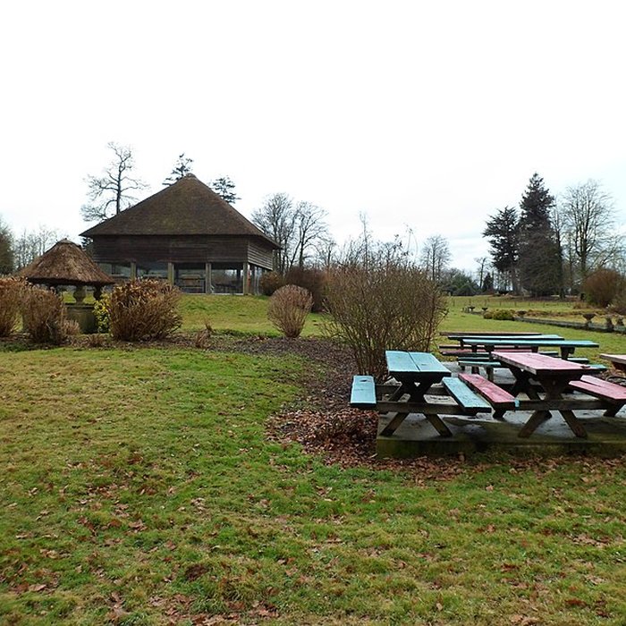 Photo de Domaine du château également sur commune de Lapenty