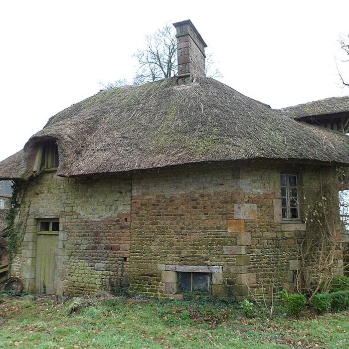 Photo de Domaine du château également sur commune de Lapenty