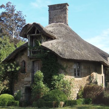 Domaine du château également sur commune de Lapenty