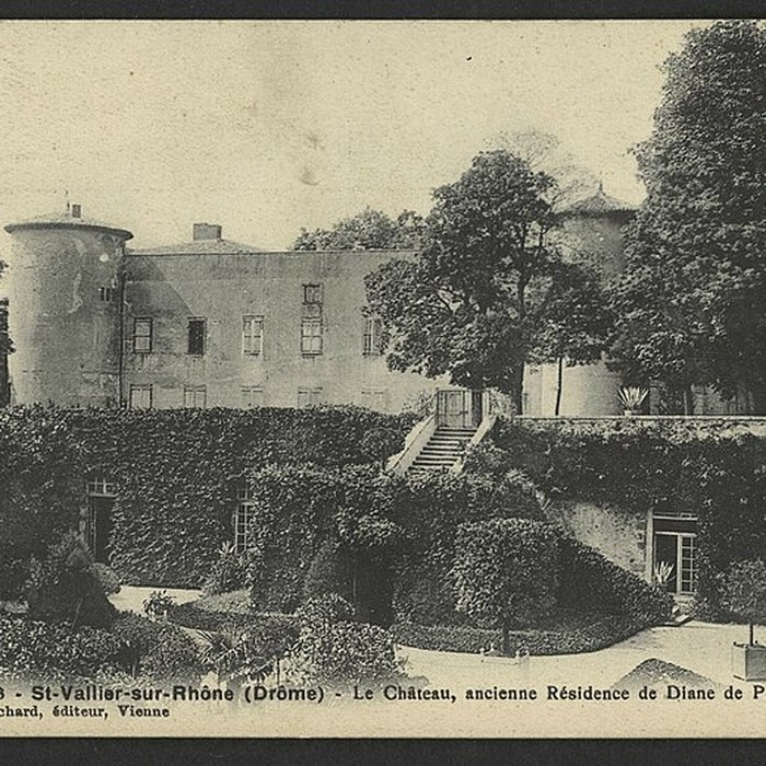 Photo de Château et ses jardins à la française