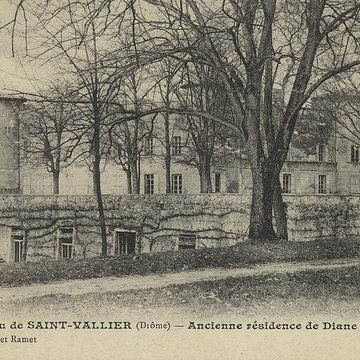 Château et ses jardins à la française