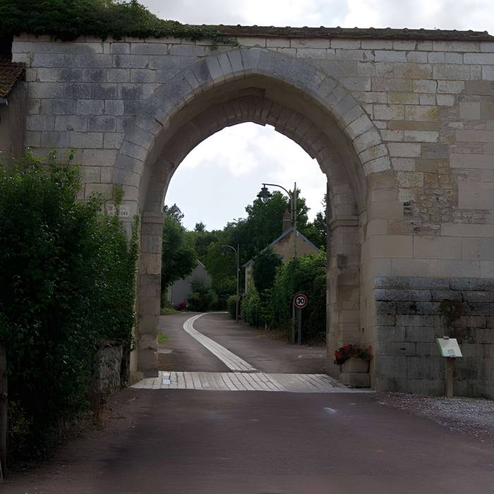 Photo de Château de Saint-Vérain
