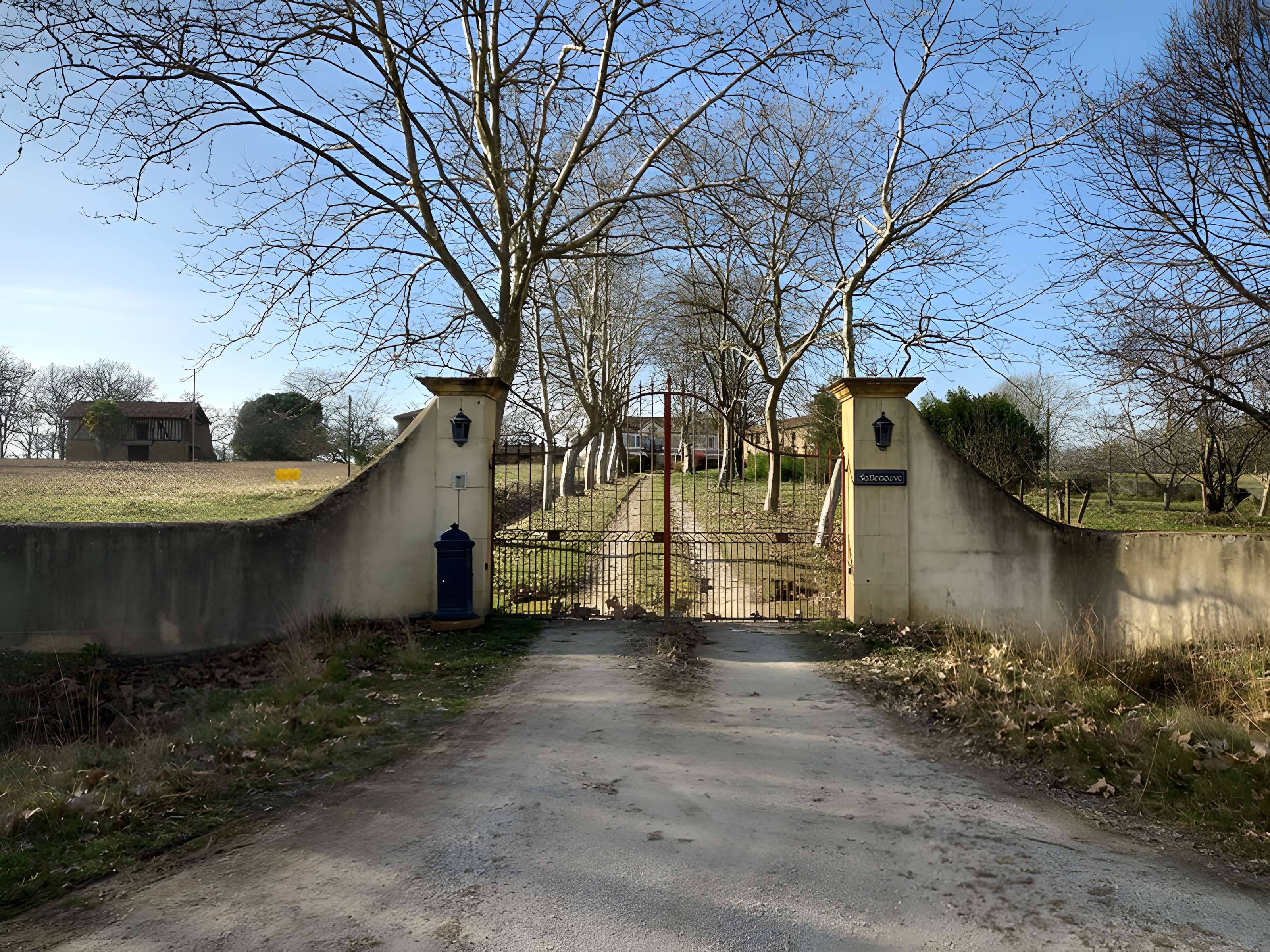 Château de Salleneuve