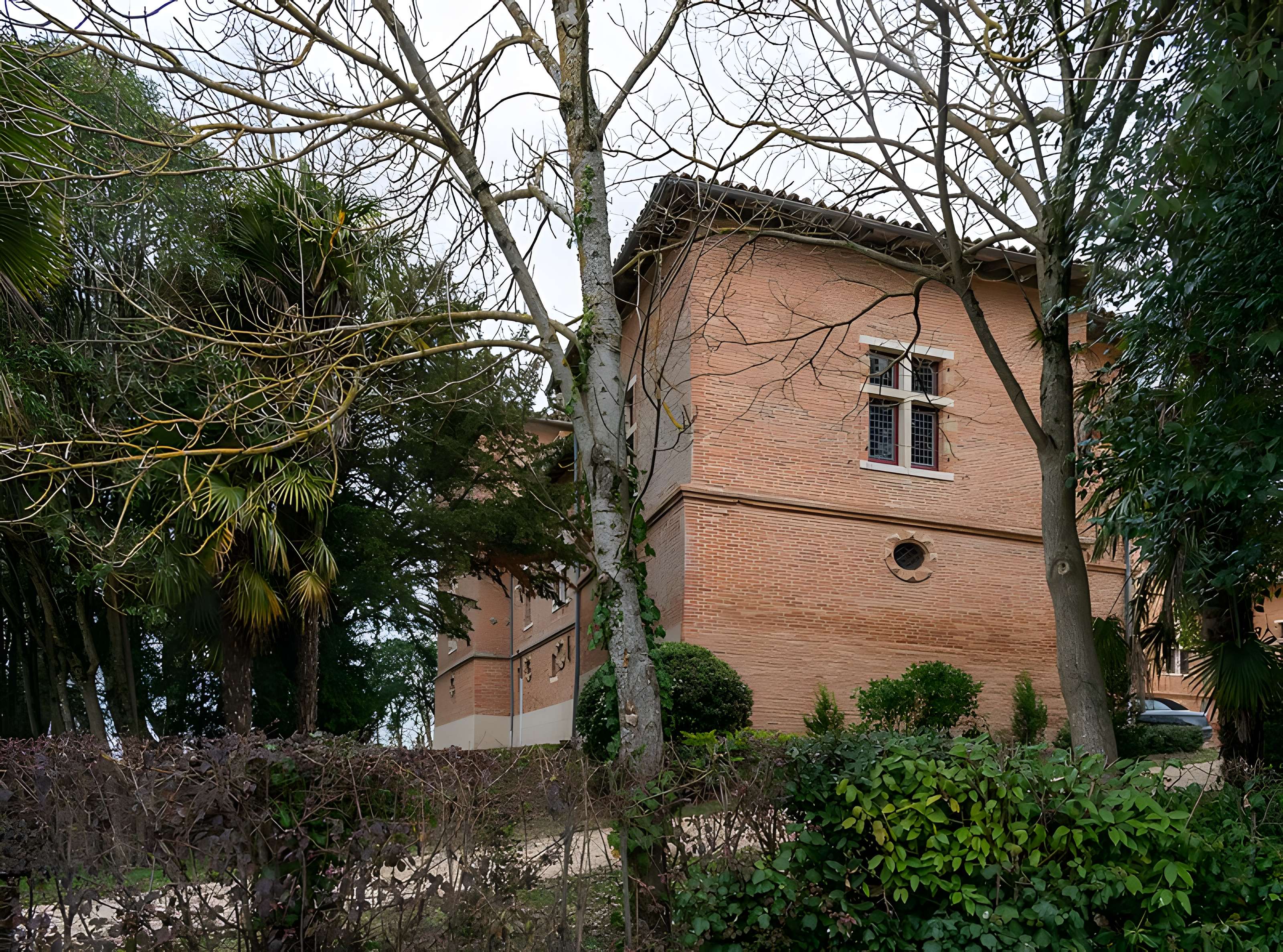 Château de Savignac à Savignac-Mona