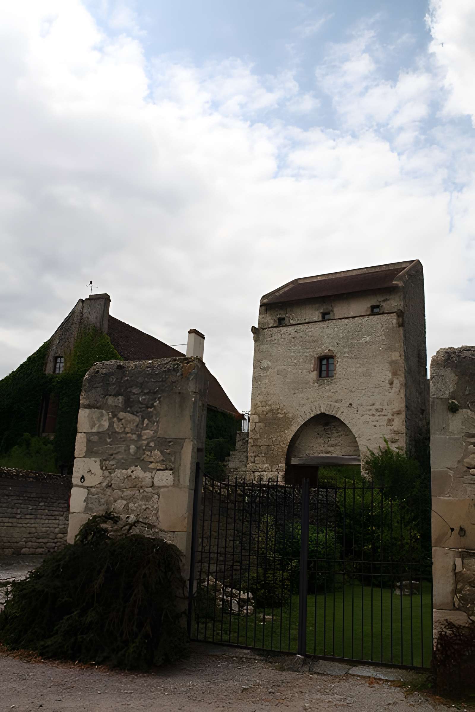 Porte d'Orient de Charroux