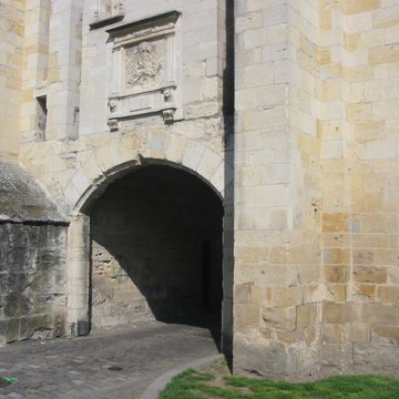 Porte du Croux de Nevers