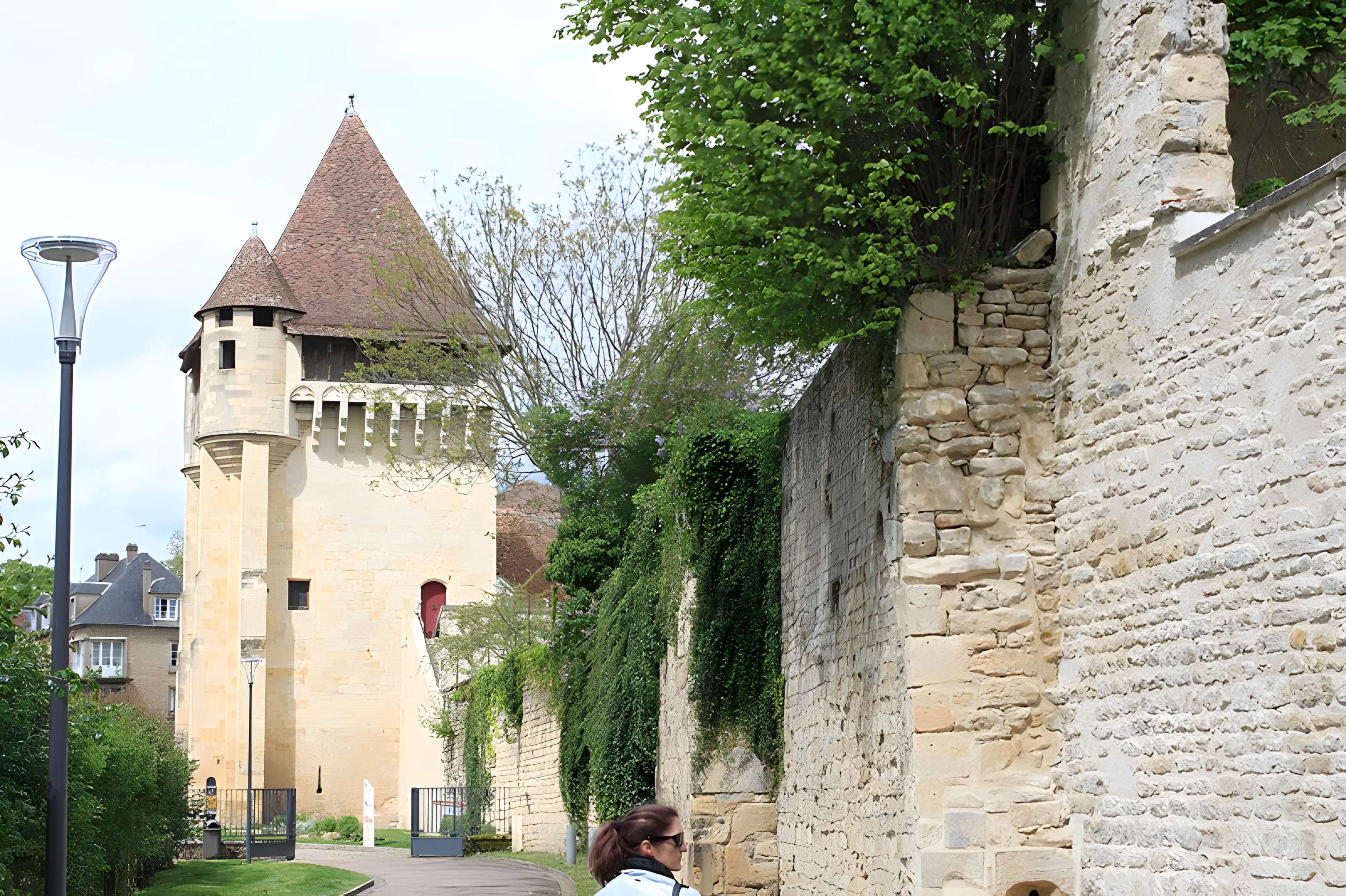 Porte du Croux de Nevers