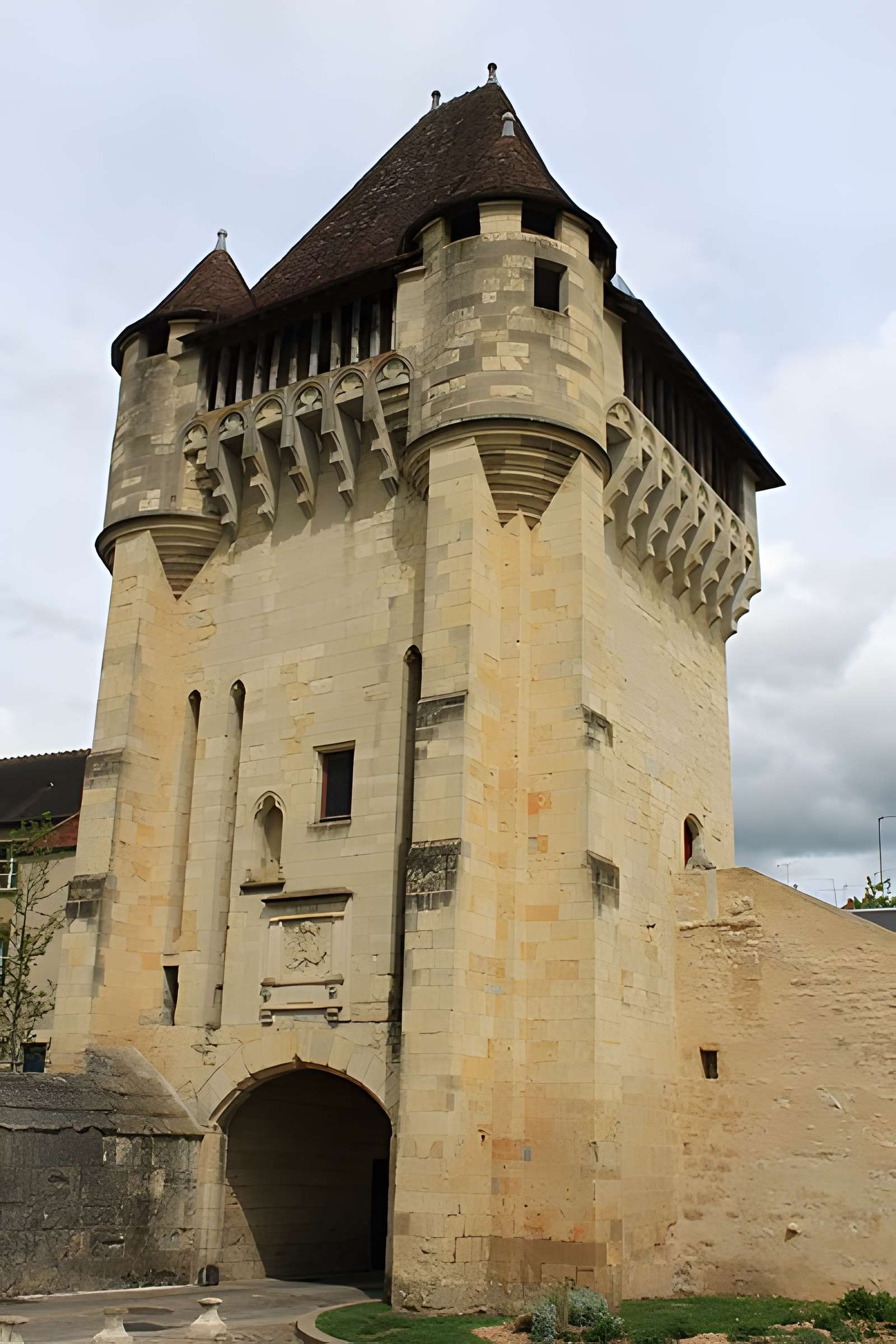 Porte du Croux de Nevers