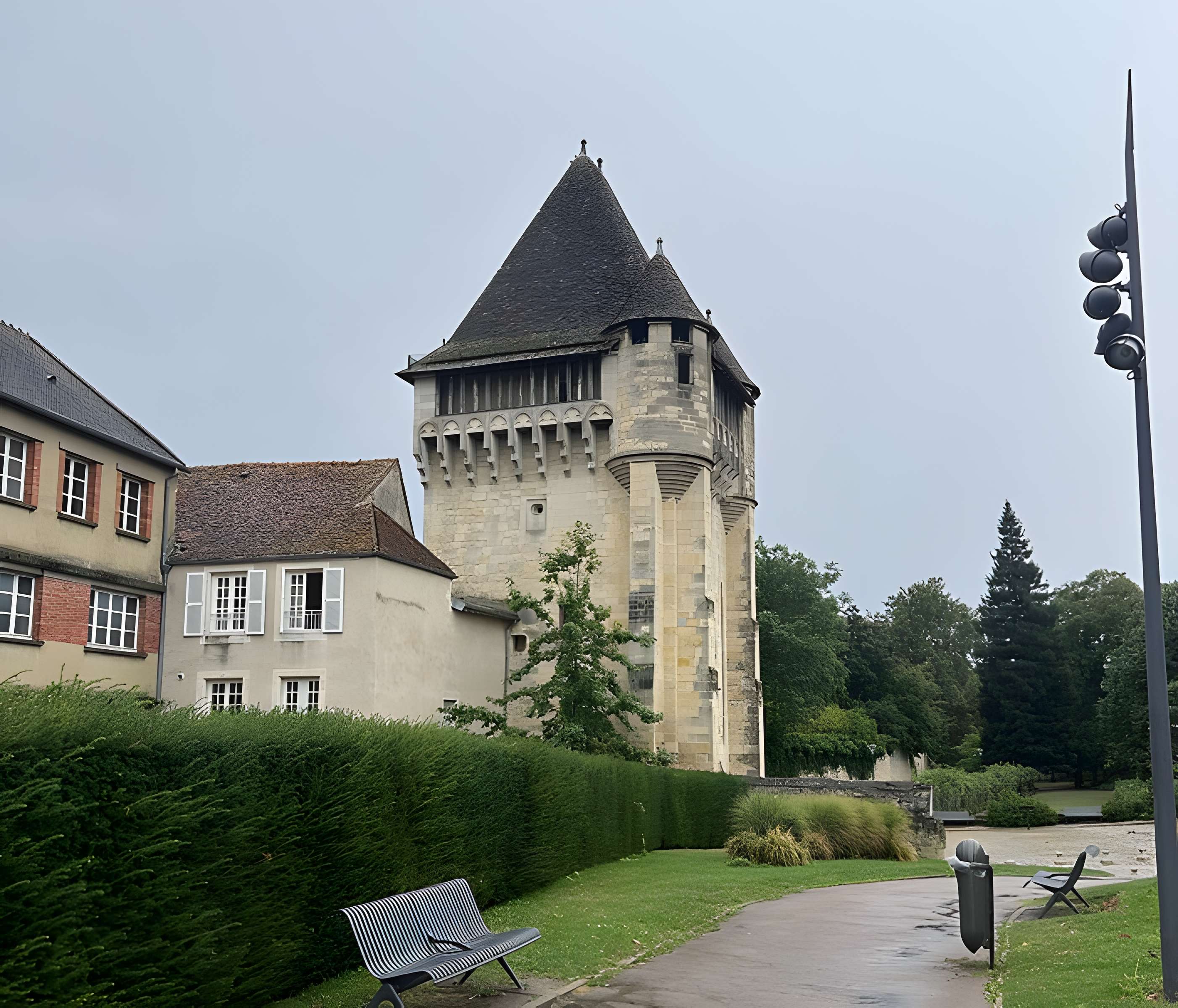 Porte du Croux de Nevers