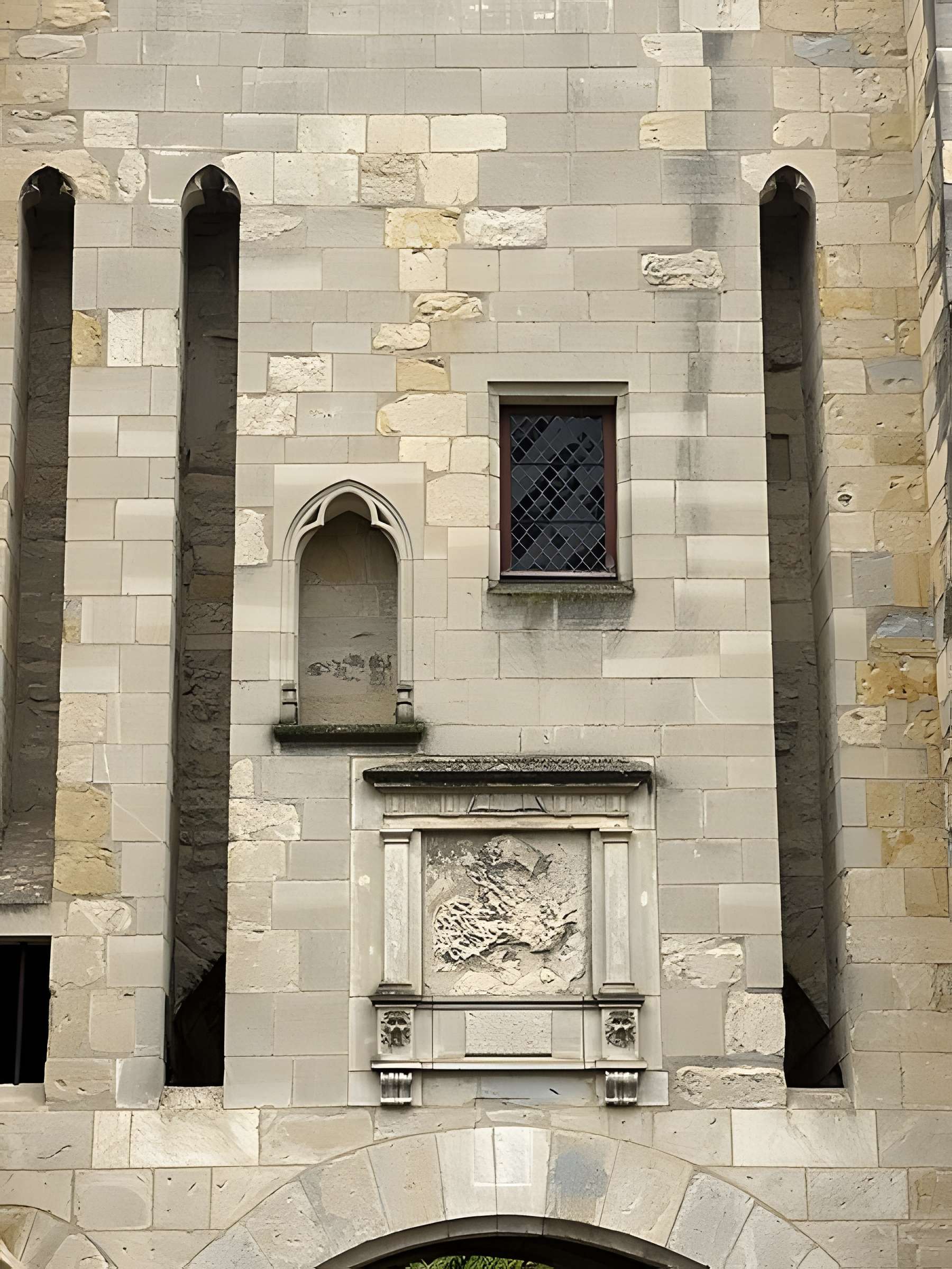 Porte du Croux de Nevers