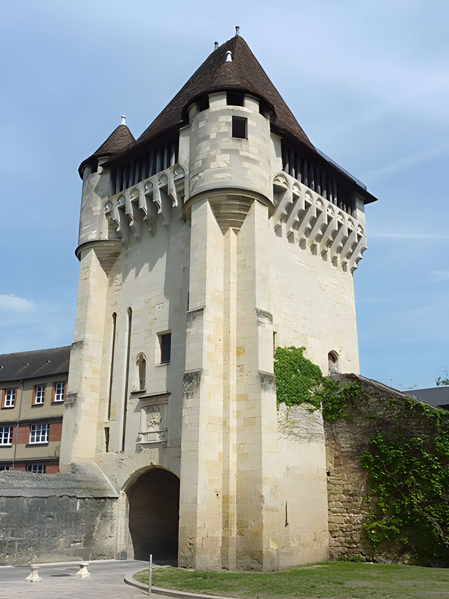 Porte du Croux de Nevers 