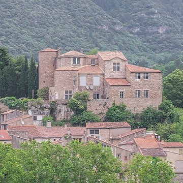 Ancien château ou donjon