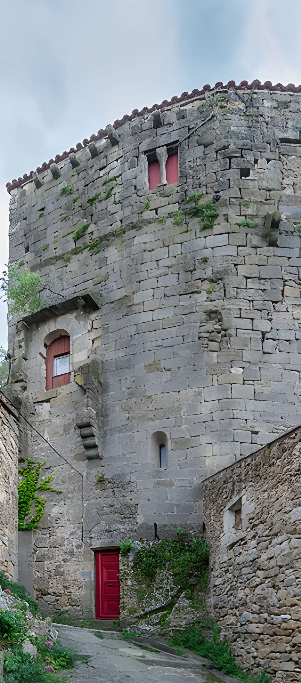 Ancien château ou donjon