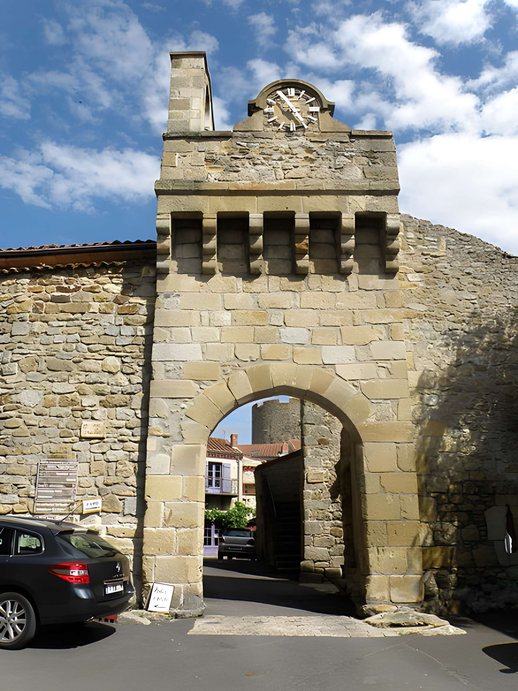 Porte fortifiée de Montpeyroux