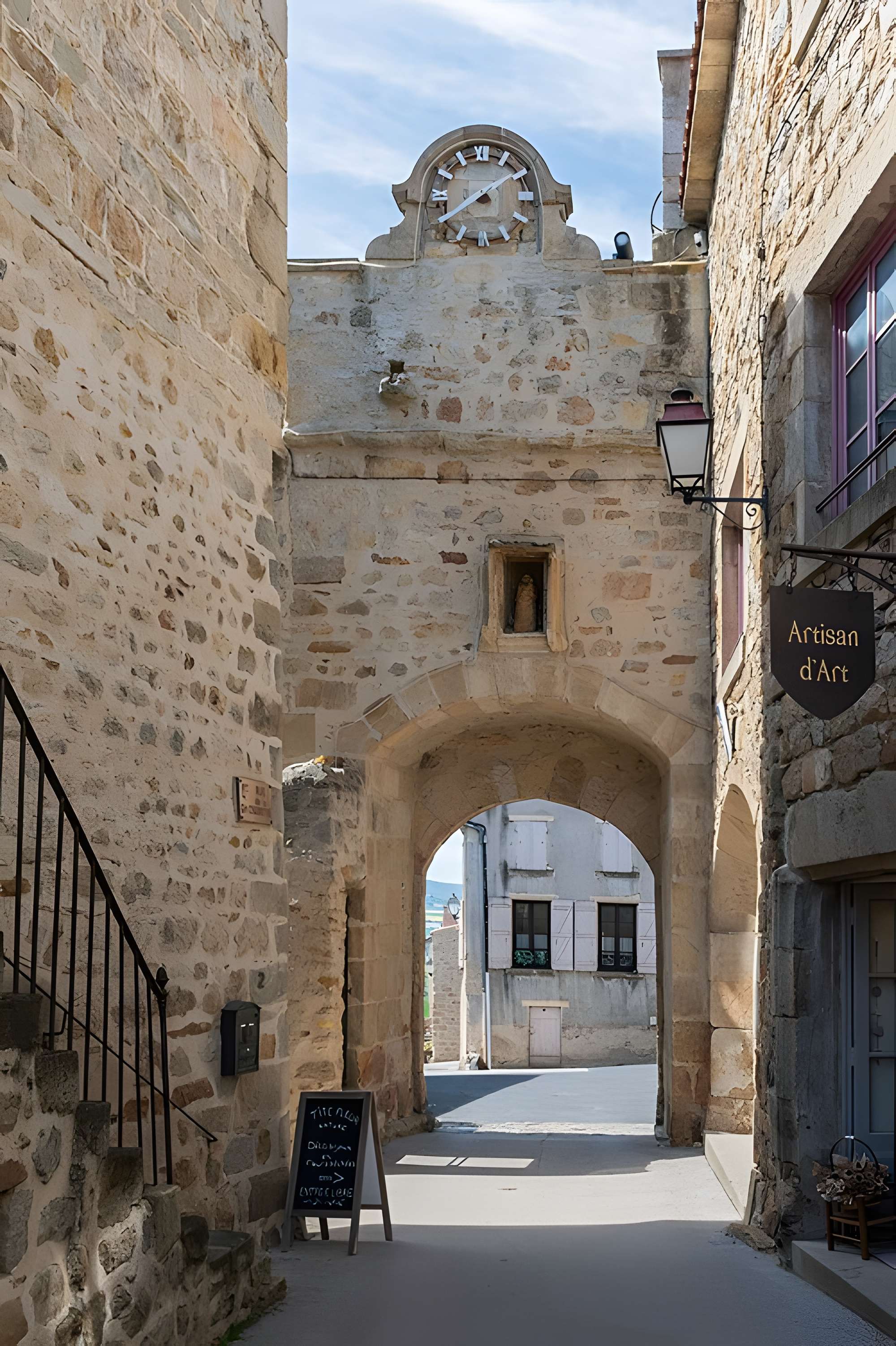 Porte fortifiée de Montpeyroux